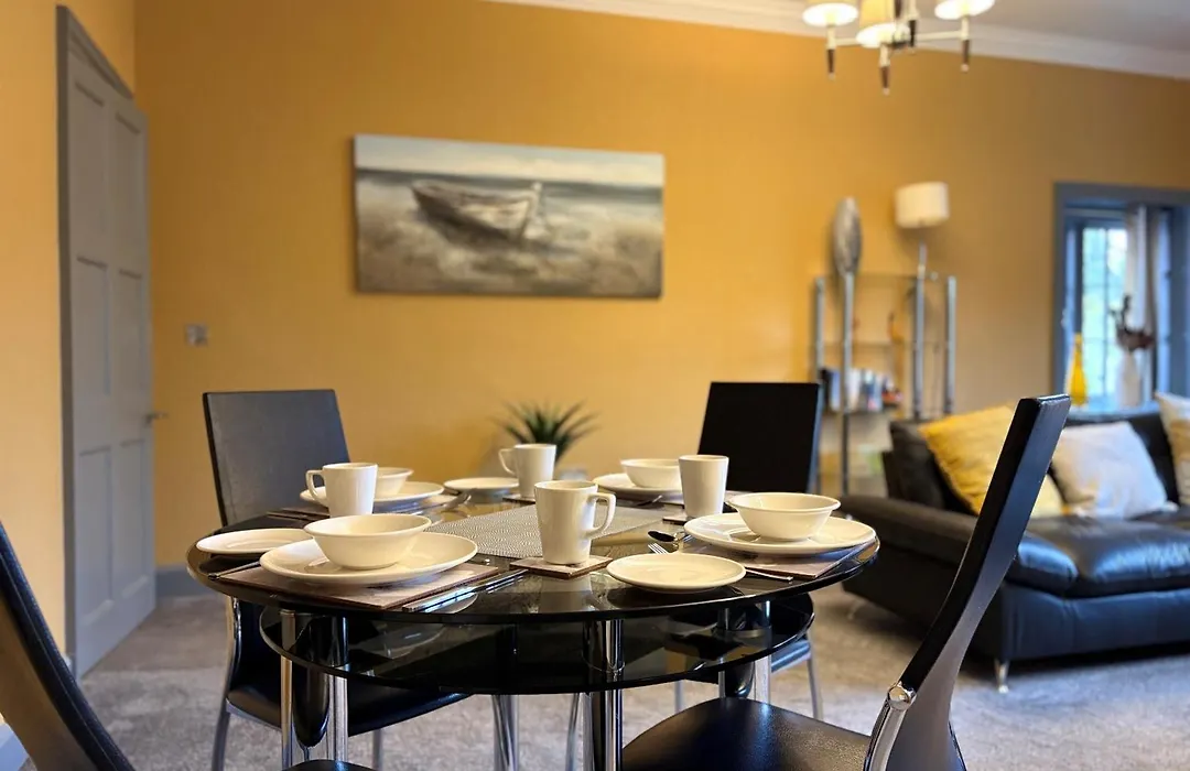 Rossal House Apartments-1
